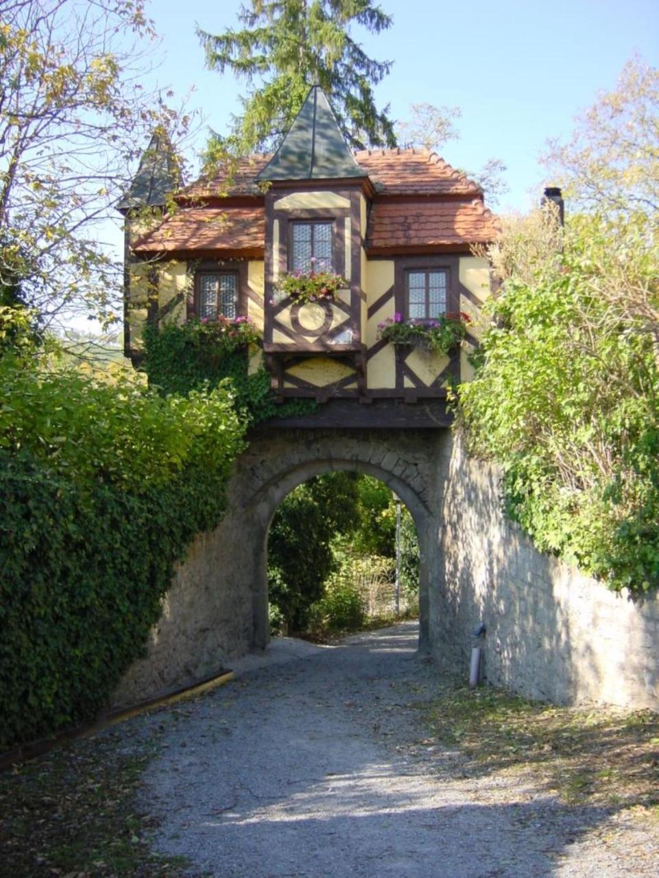 Landgasthof Zur Krone Krautheim Εξωτερικό φωτογραφία
